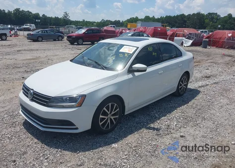 2017 Volkswagen Jetta 1.4T Se from USA, damaged, VIN 3VWDB7AJ0HM395900